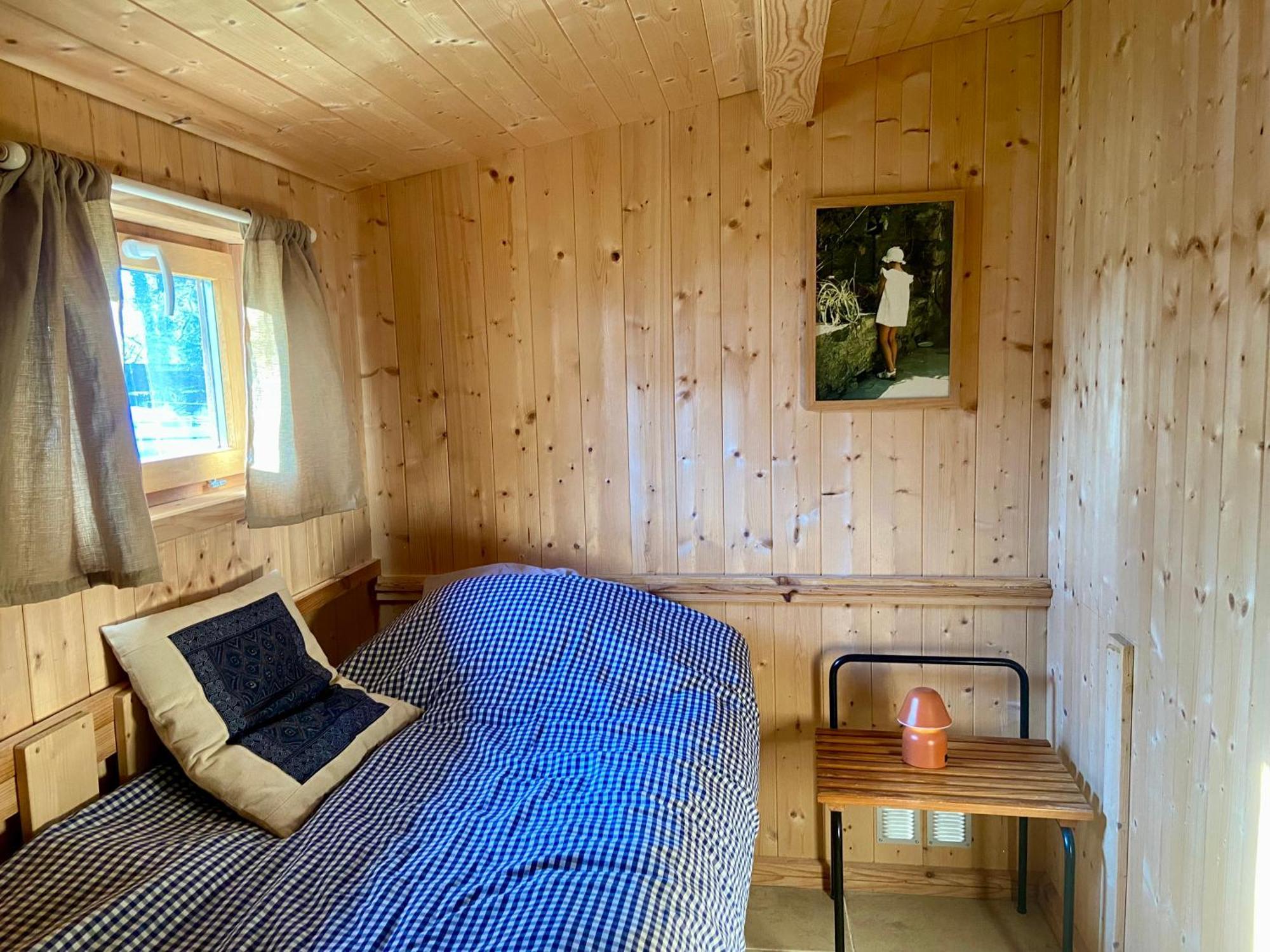 Le Bon Chemin Studio Stockholm Sainte-Nathalène المظهر الخارجي الصورة